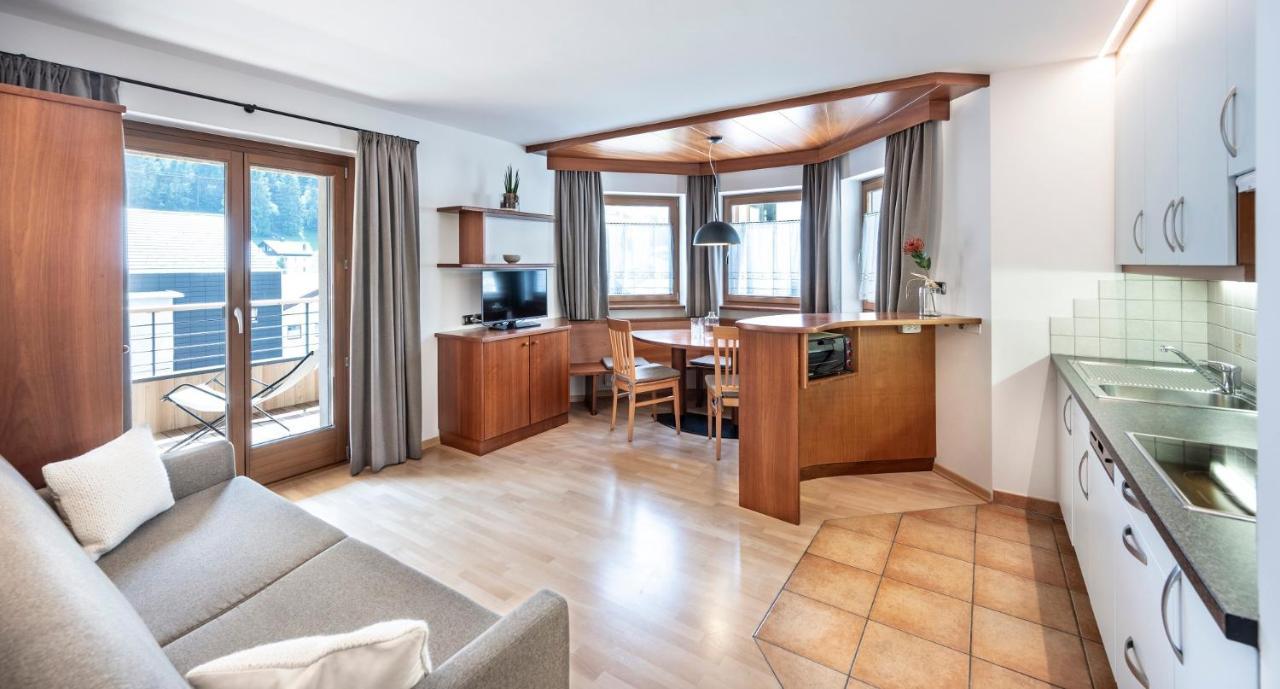 Residence Tombla Ortisei Eksteriør bilde